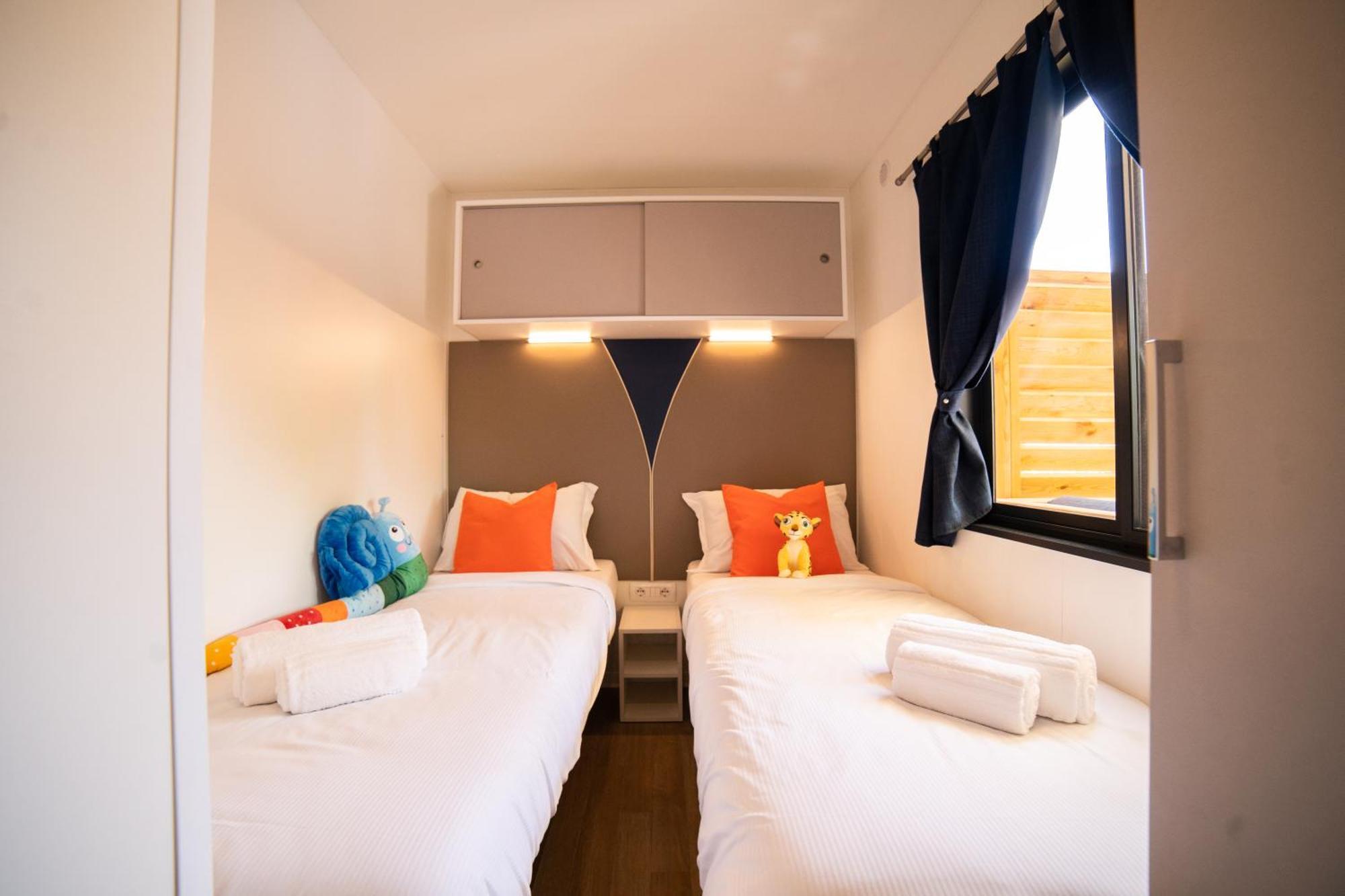 Estivo Premium Deluxe Mobile Homes On Camping Del Sole Village Iseo Exterior foto