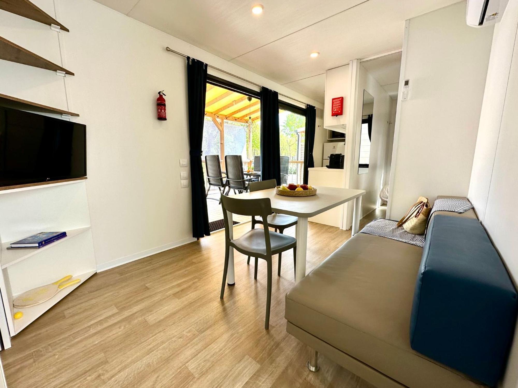 Estivo Premium Deluxe Mobile Homes On Camping Del Sole Village Iseo Exterior foto