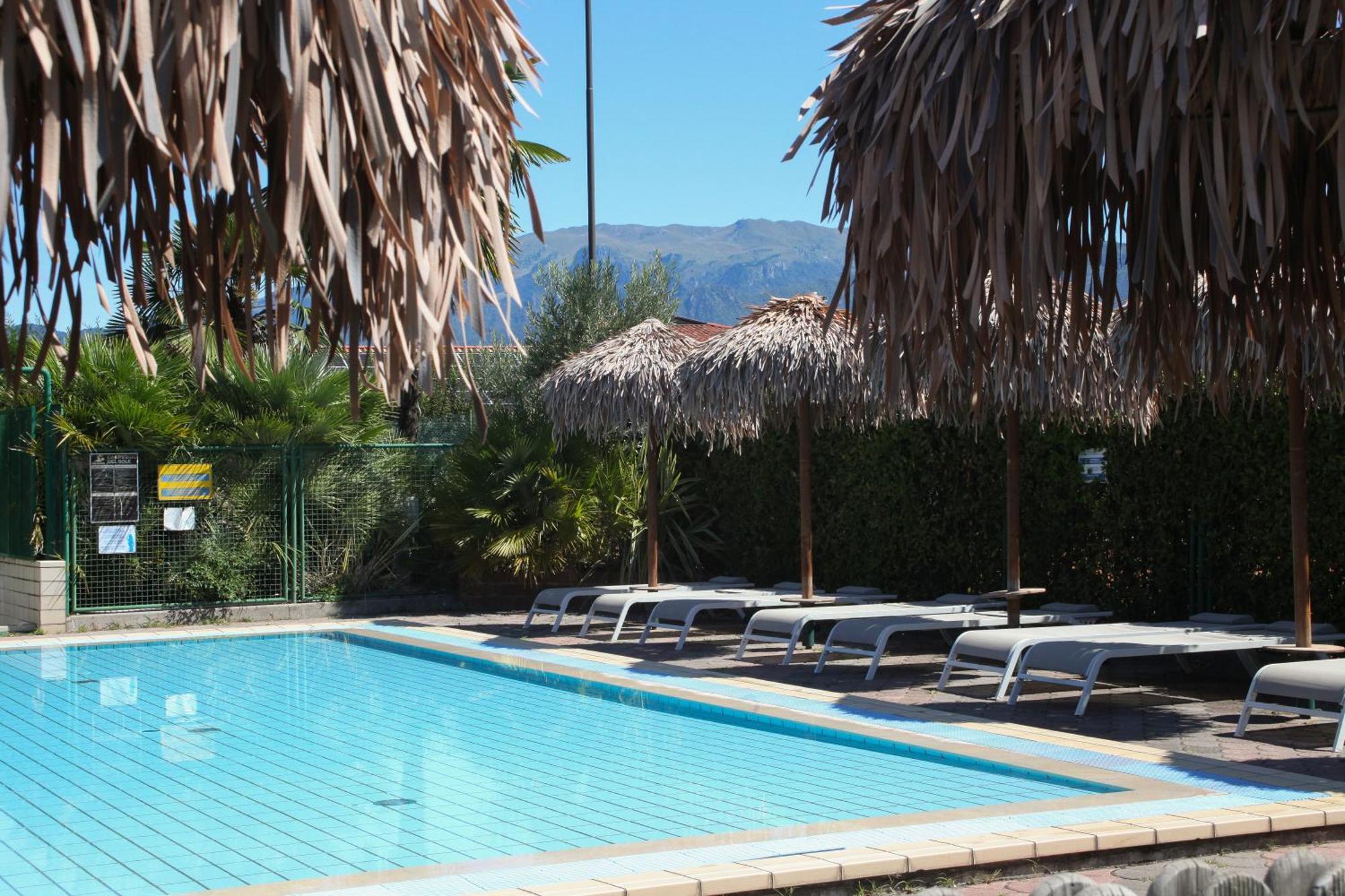 Estivo Premium Deluxe Mobile Homes On Camping Del Sole Village Iseo Exterior foto